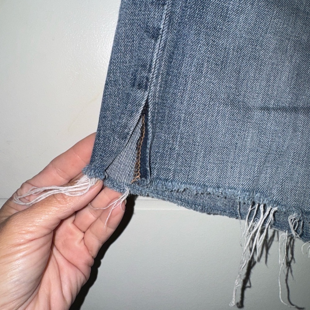 American Eagle Outfitters Distressed Jean Shorts - Picture 8 of 9